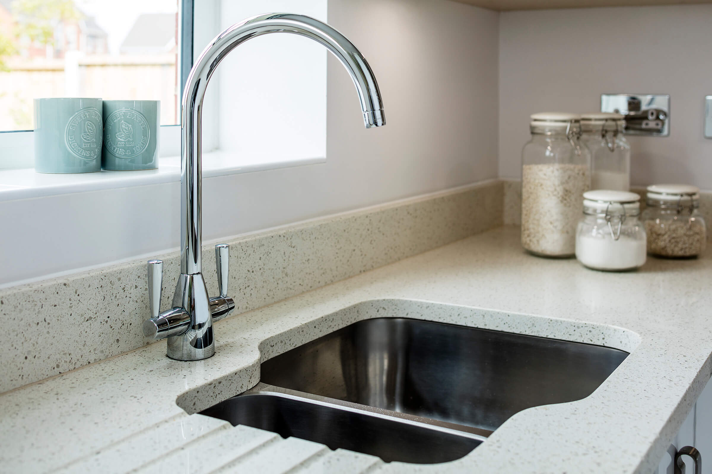 2127040338-04-05-2017-16-50-27-1