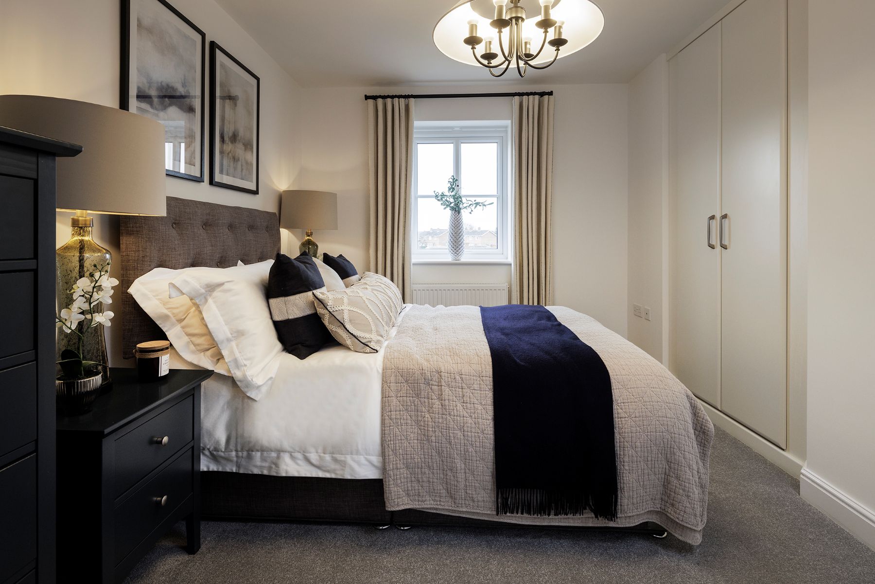 Property gallery image 2