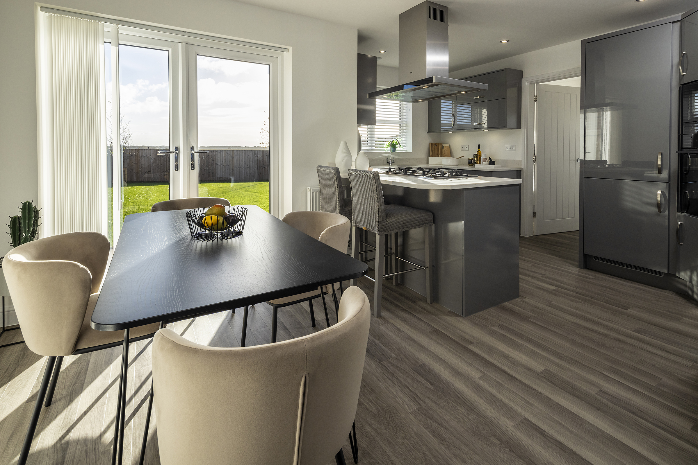 Property gallery image 1