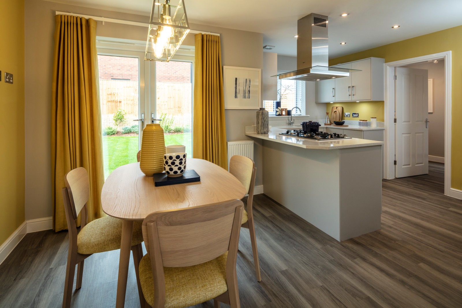 Property gallery image 1